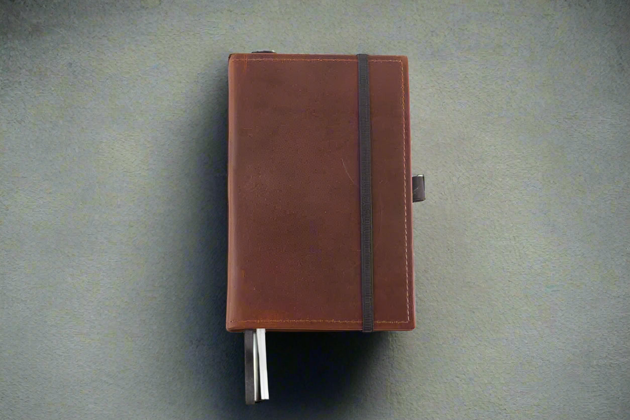 Indepal Leather journal - Dickens Hardcover A5
