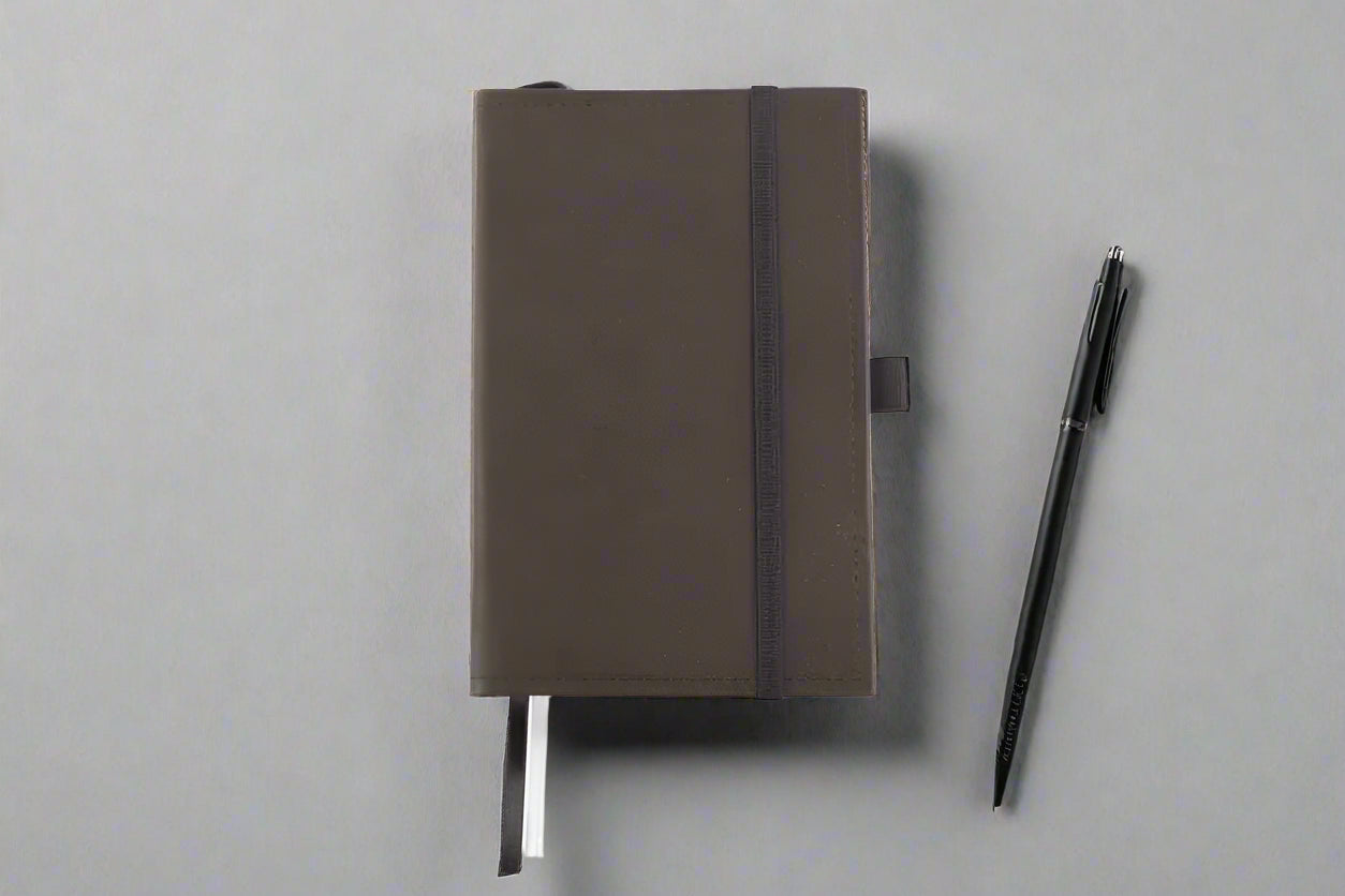 Indepal Leather journal - Dickens Hardcover A5