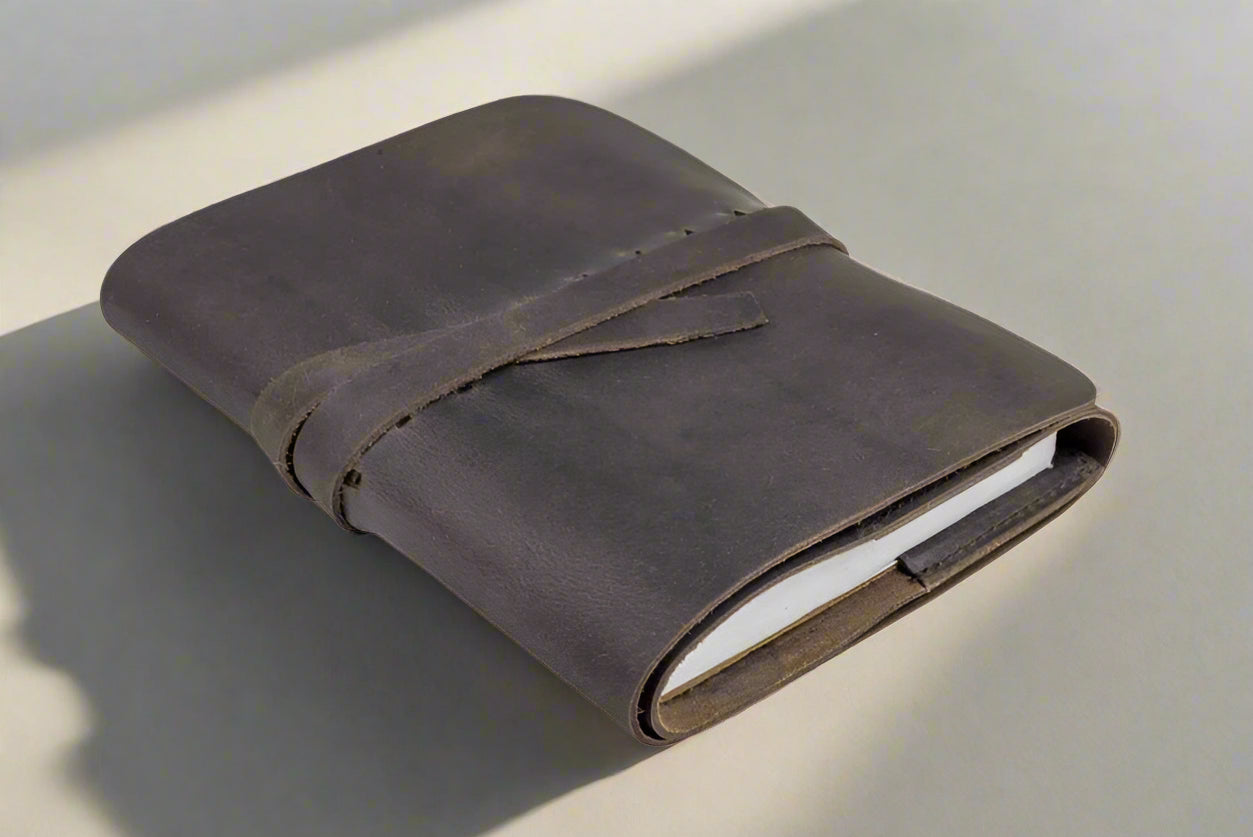 Indepal Leather Journal - Artist