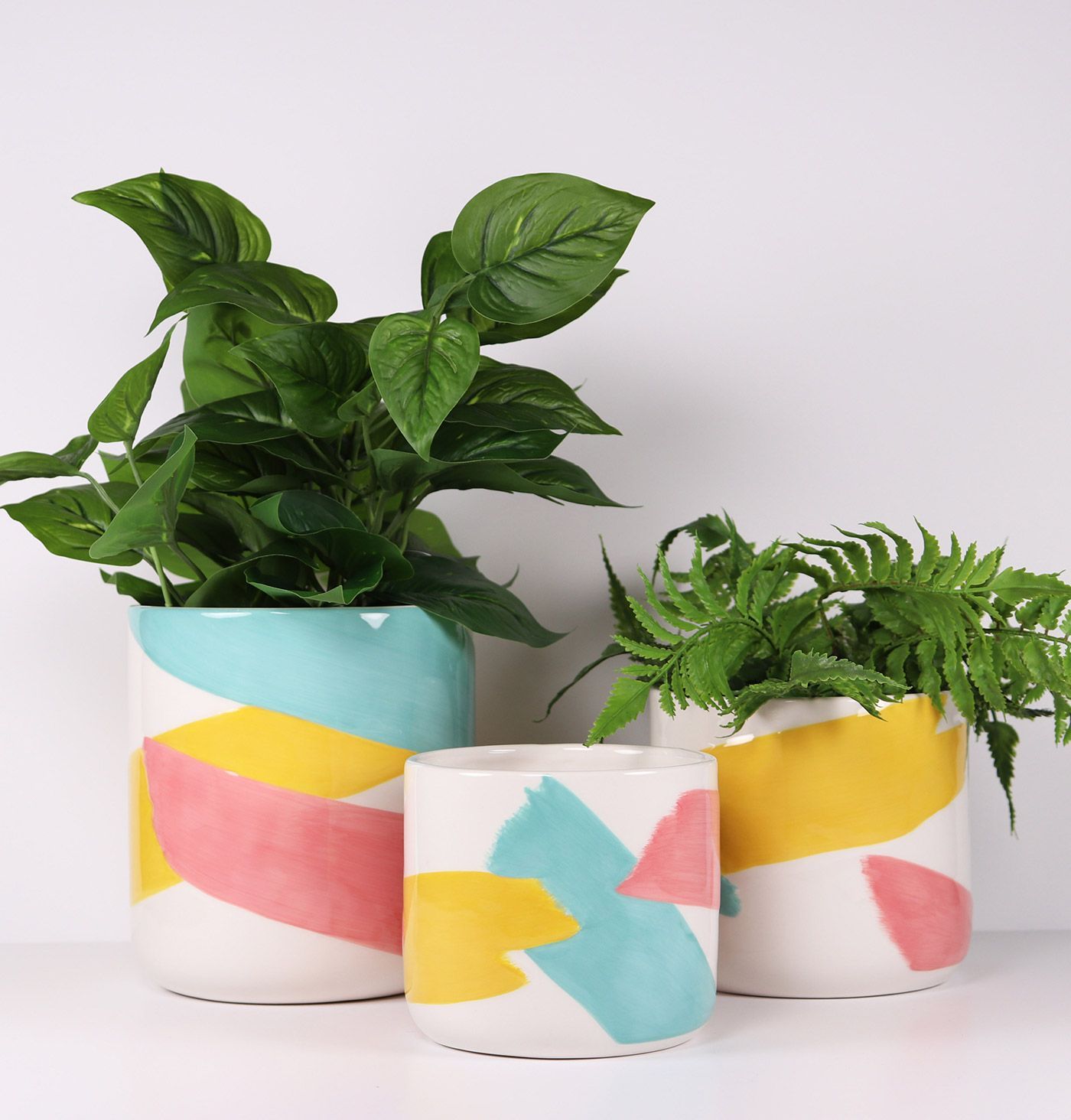 Retro Rainbow Planter Blue Sm 12cm