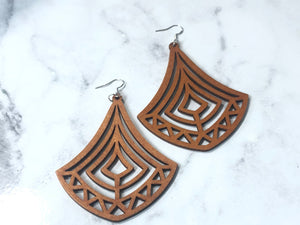 Wood drop earrings