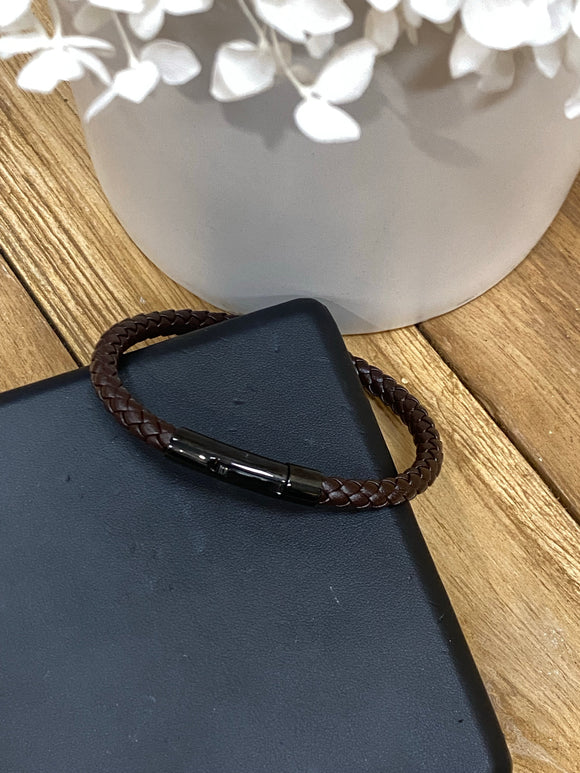 Men’s leather weave bracelet
